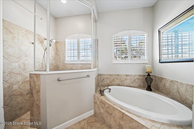 Building Photo - 7585 Jimmy Buffett Mem Hwy