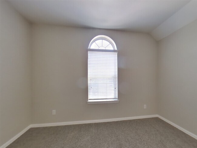 Building Photo - 3219 Breeze Bluff Way