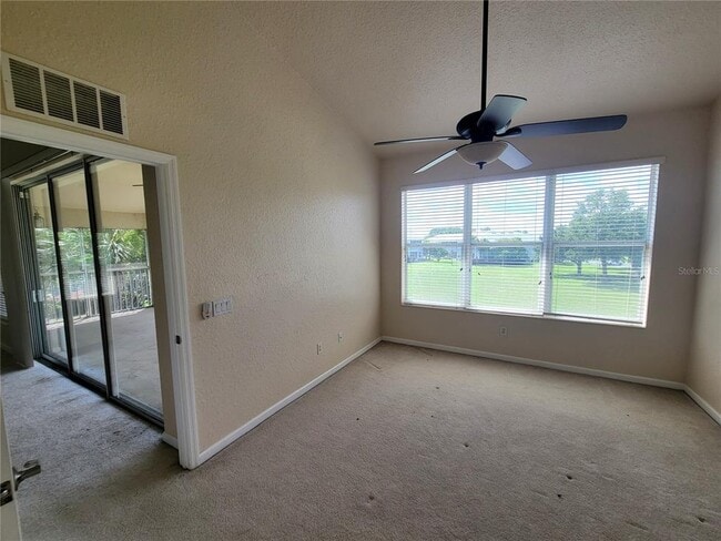 Building Photo - 4555 SW 52nd Cir