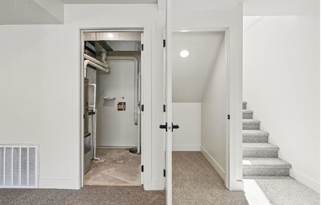 Building Photo - 714 S Liberty Cove Dr