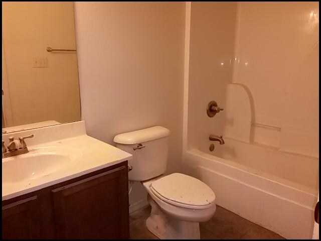 Building Photo - 1101 Yarrow Dr