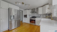Building Photo - 444 Highland St