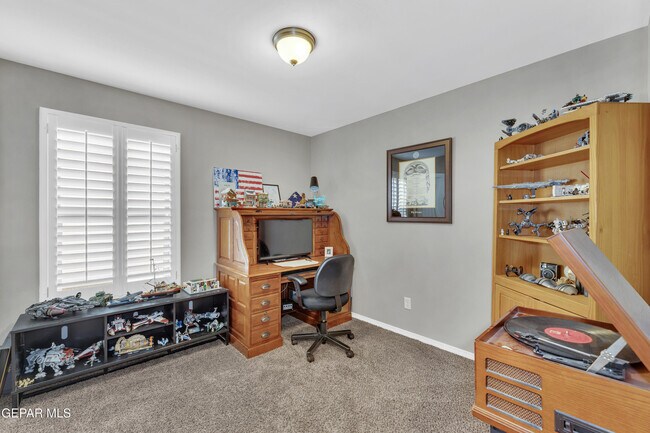 Building Photo - 13936 Garforth Ave