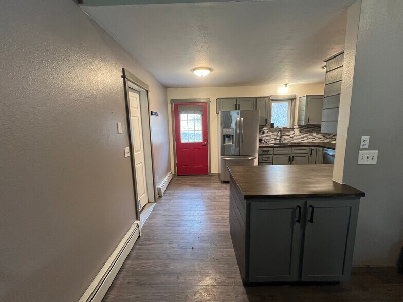 Building Photo - 54630 Kuskokwim Ave
