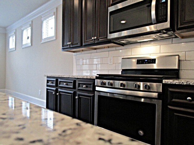 Building Photo - 255 Hinton Chase Pky