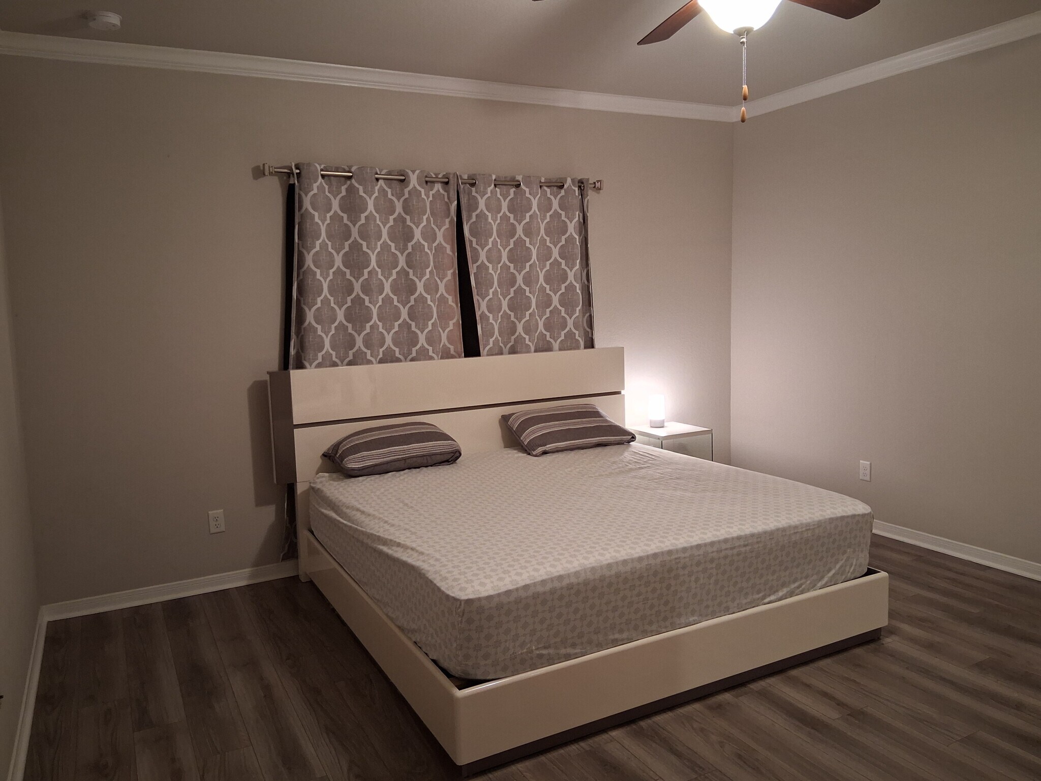 Building Photo - 6307 Southern Cross Dr