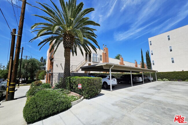 Building Photo - 4220 Fair Ave