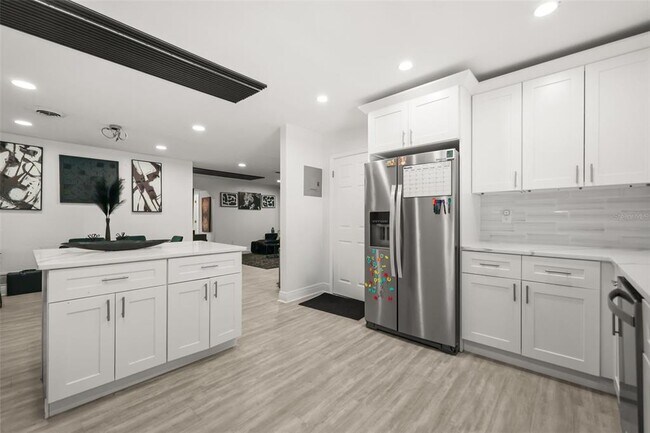 Building Photo - 2909 Hargill Dr