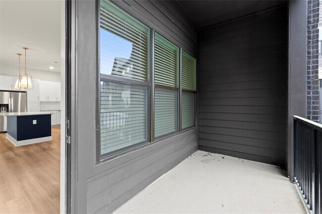 Building Photo - 2648 Sandy Plains Rd