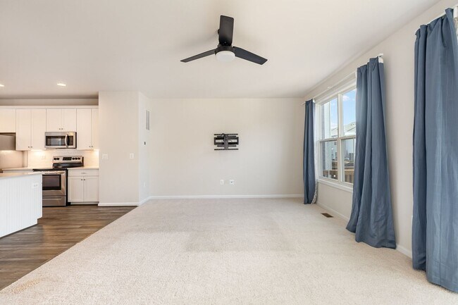 Building Photo - **COMING SOON** $2,850/Month | 4 Bed | 4 Bath | Built in 2023 | Tesla Charger | 2,268 SF | Availa...