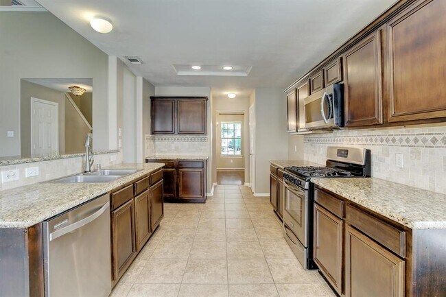 Building Photo - 24419 Travis House Ln