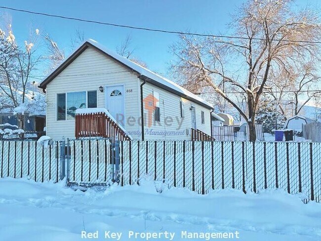 Building Photo - E Vine St Single Family Home