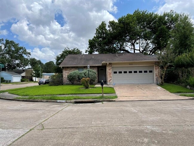 Building Photo - 5003 Spring Forest Dr