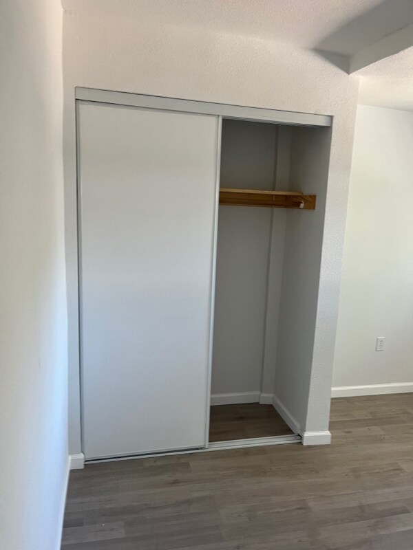 Building Photo - 2204 E 24th St