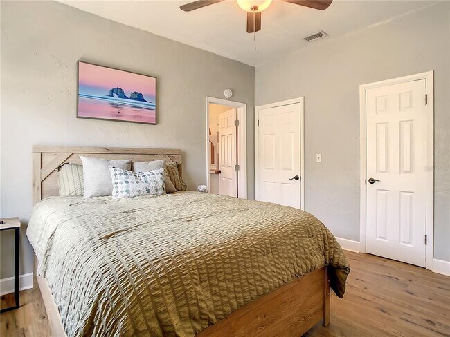 Building Photo - 2121 Dr M.L.K. Jr St N