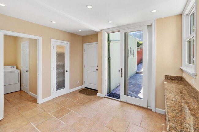 Building Photo - Forest Hill: Bright Updated Single Family Home with Garage, Backyard & Storage