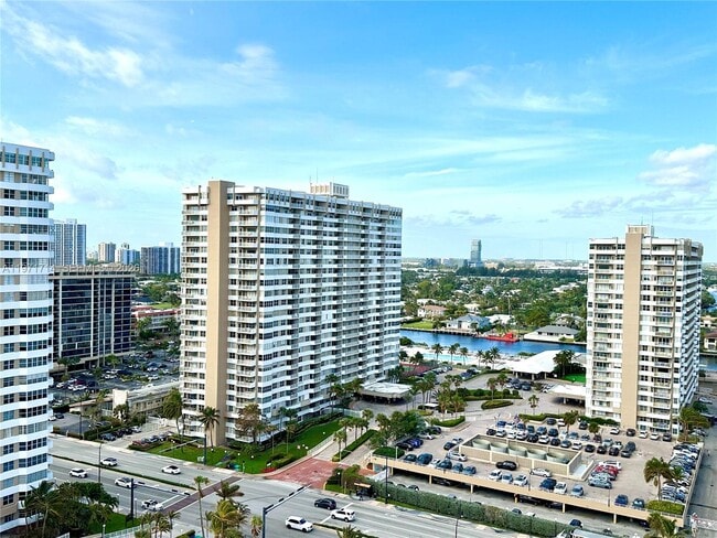 Building Photo - 1950 S Ocean Dr