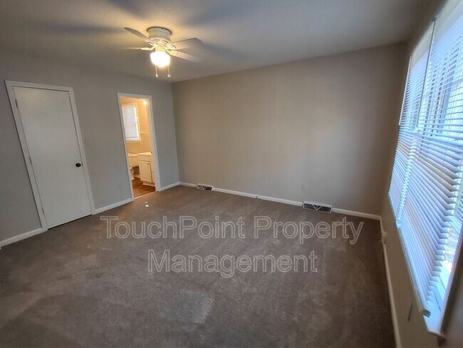 Building Photo - 5948 Deveron Dr