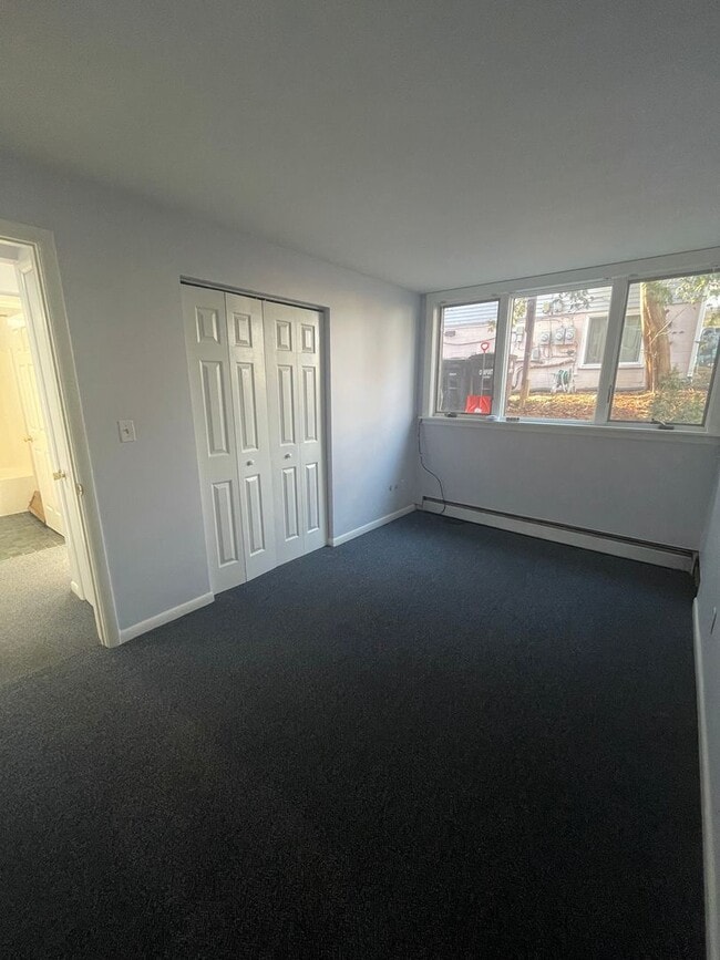 Building Photo - 4 Bed / 2 Bath Home Near Virginia Park | Flexible Move-in Date