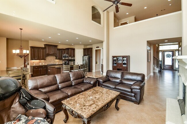 Building Photo - 2239 Monarch Terrace Dr