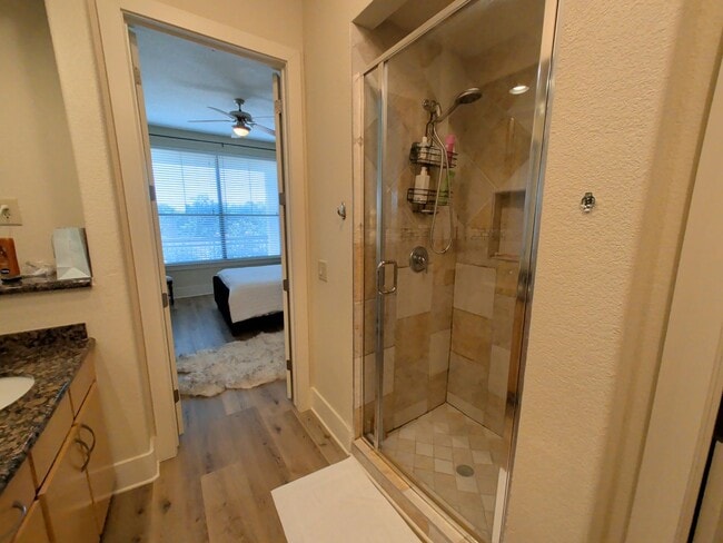 Building Photo - 2-Bed/2-Bath in Green Hills/Hillsboro Village
