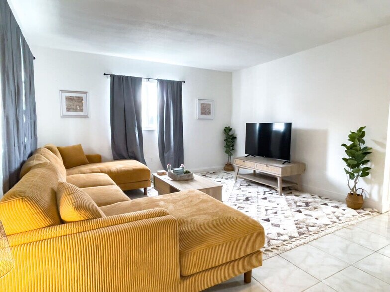 Building Photo - 505 Fillmore Ave