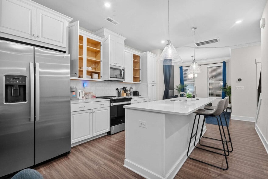 Building Photo - 1442 Hamilton St