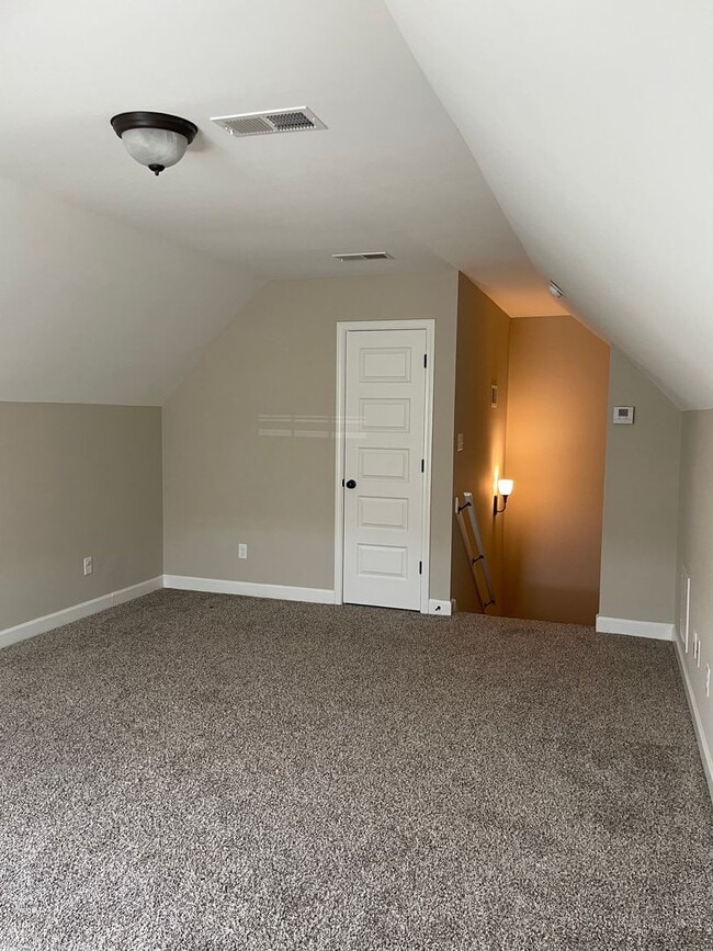 Building Photo - 3383 Oodie Ln