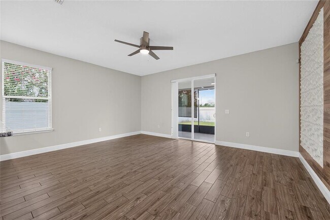 Building Photo - 3207 Palatka St