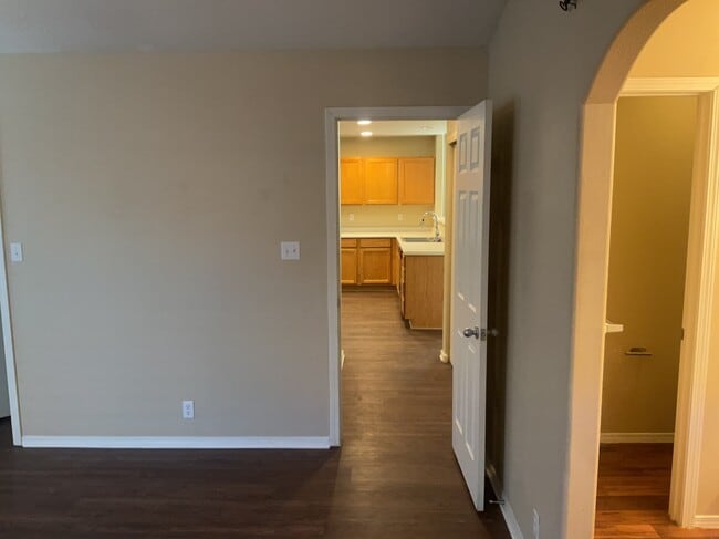 Building Photo - 1312 Penasco Rd NE