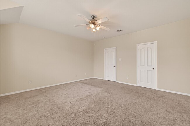 Building Photo - 8908 Clovermist Dr