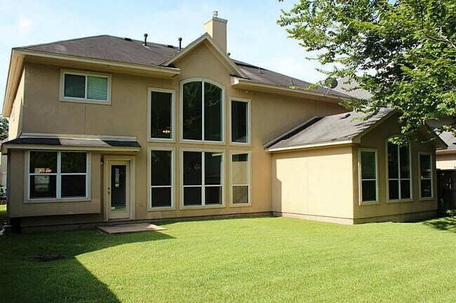 Building Photo - 11110 Sherwood Garden Dr