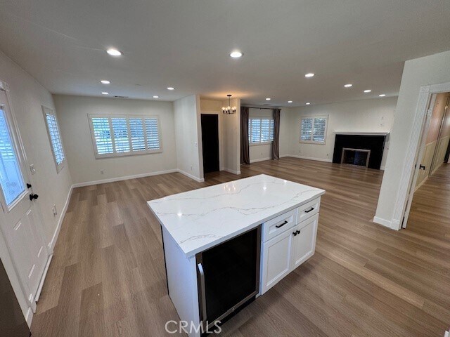 Building Photo - 653 N Buena Vista St