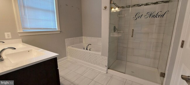 Building Photo - 1056 Rye Dr