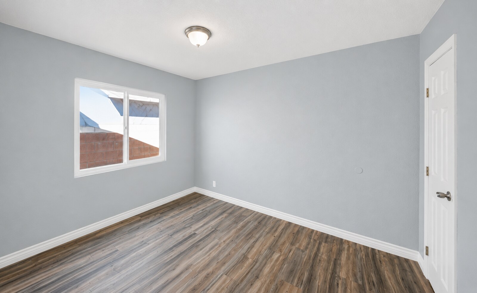 Building Photo - 45463 Foxton Ave