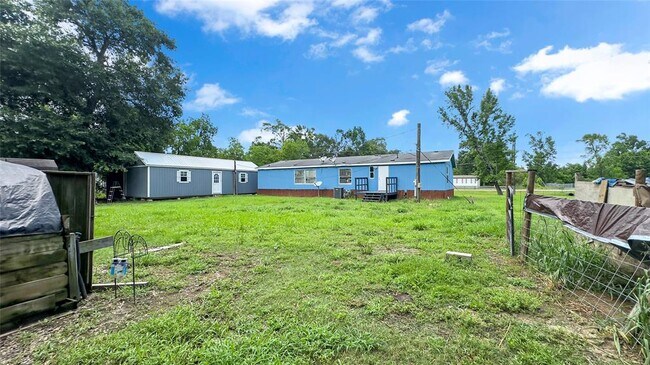 Building Photo - 21608 County Road 3748