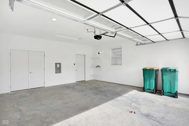 Building Photo - 75 Cypress Dr