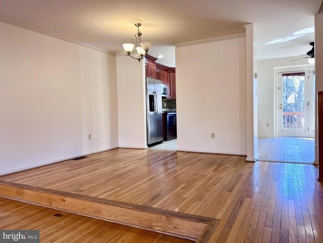 Building Photo - 1525 Templeton Pl