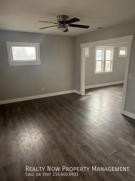 Building Photo - 2907 Denison Ave