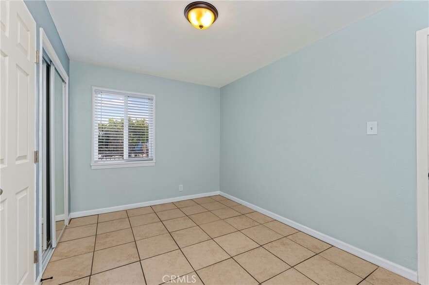 Bedroom - 1048 S Record Ave