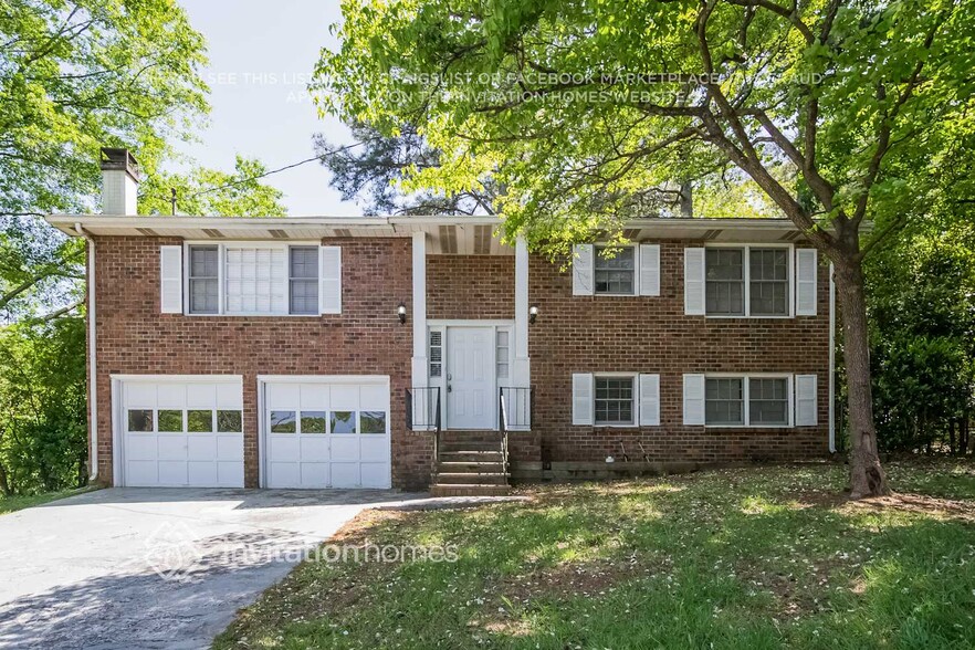 Primary Photo - 215 Simpson Dr NE