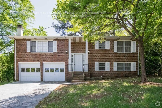 Building Photo - 215 Simpson Dr NE