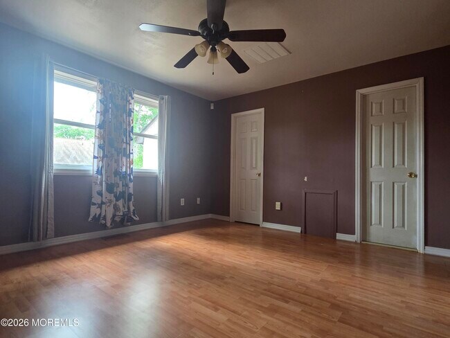 Building Photo - 2604 Dogwood Ct