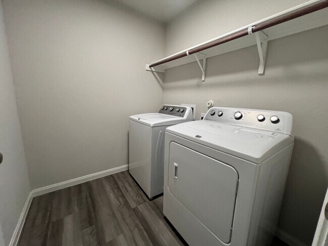 Building Photo - 31657 Nimbus Dr