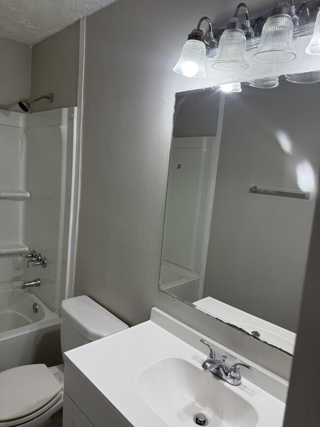 Building Photo - 83 Armstead Dr