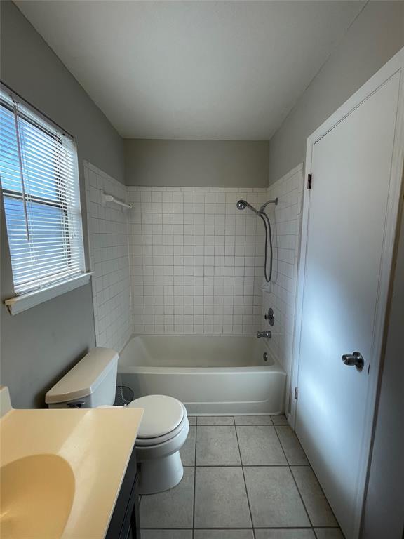 Building Photo - 3909 Danli Ln