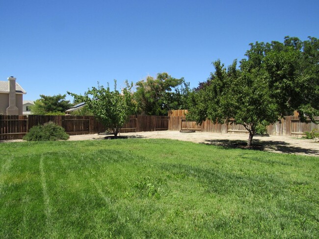 Building Photo - West Lancaster Single Story Home