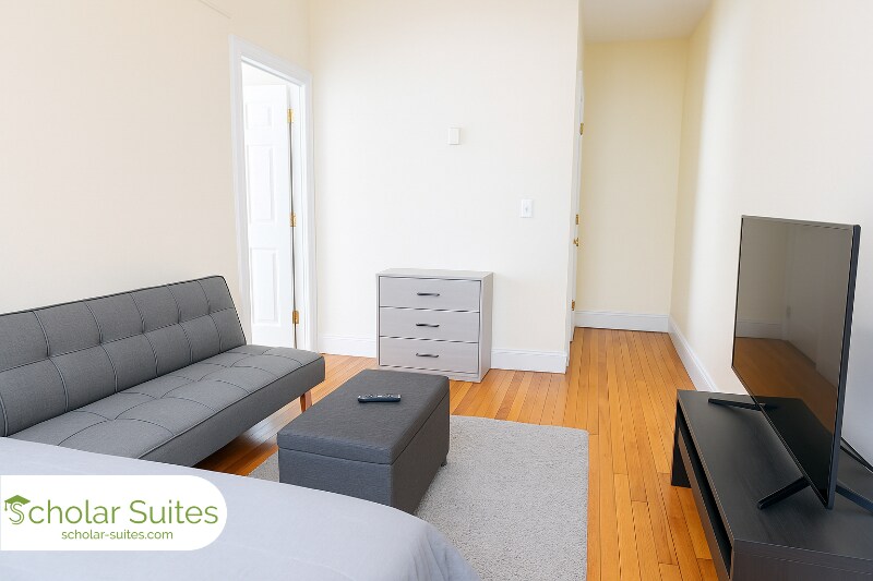 Building Photo - 54 Egmont St