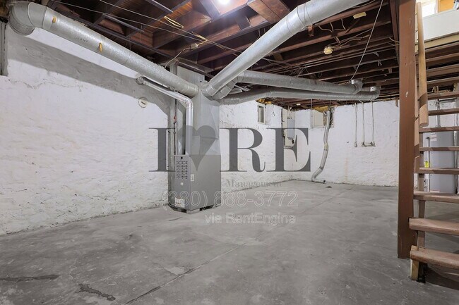 Building Photo - 1257 E Livingston Ave