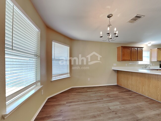 Building Photo - 2017 Woodhurst Trl